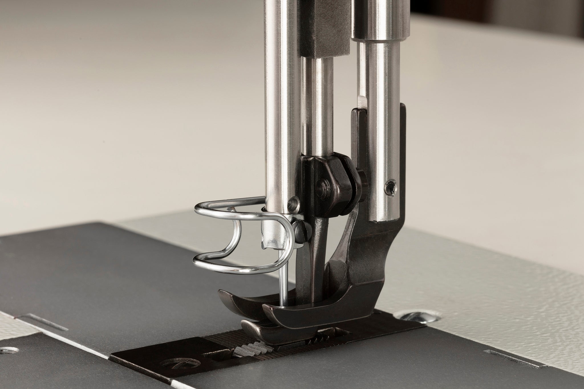 Consew P1255RBLH-18-1